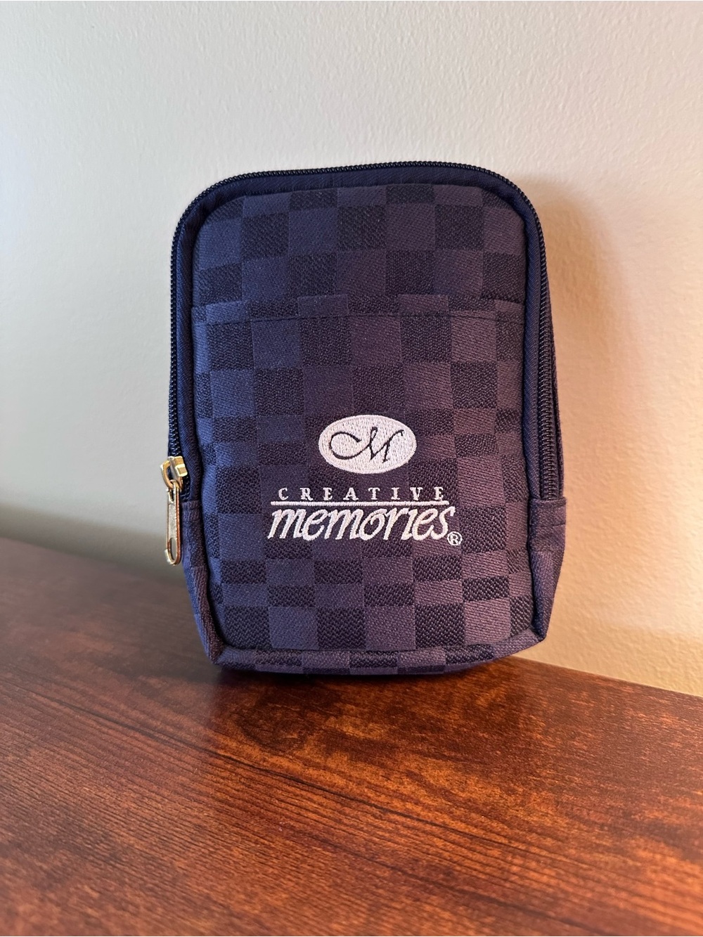 Creative Memories Navy Check Crossbody Travel Pouch
